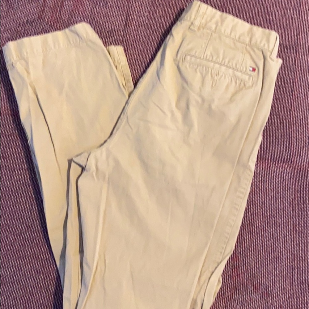 Tommy Hilfiger khaki